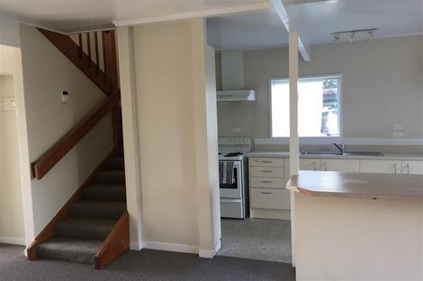 Photo of property in 100 Lake Road, Koutu, Rotorua, 3010