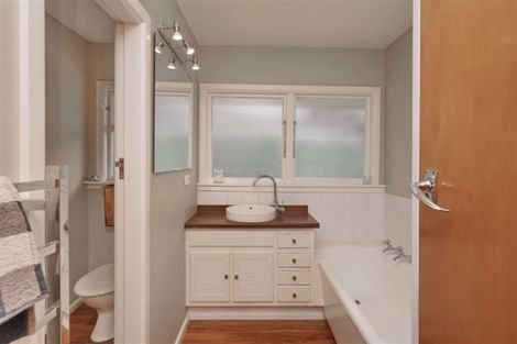 Photo of property in 262 Mount Pleasant Road, Mount Pleasant, Christchurch, 8081