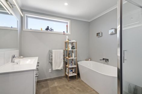 Photo of property in 16a Collins Road, Richmond, 7020