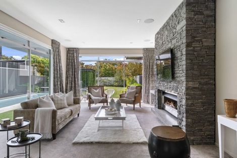 Photo of property in 10 Royds Street, Fendalton, Christchurch, 8014