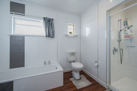 Photo of property in 1 Palm Avenue, Stoke, Nelson, 7011