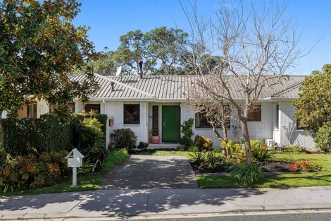 Photo of property in 1 Moana Terrace, Snells Beach, 0920