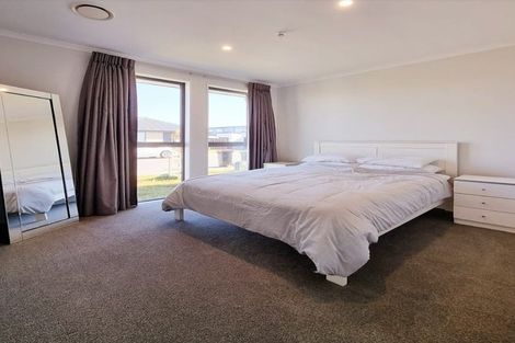 Photo of property in 8 Air Race Lane, Halswell, Christchurch, 8025