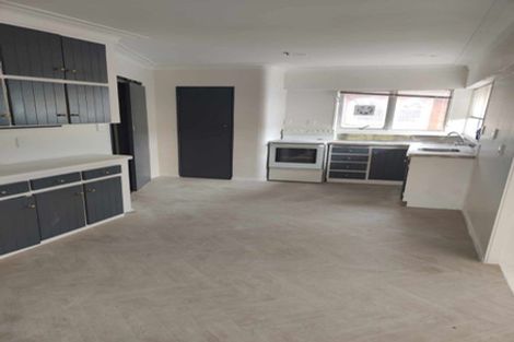 Photo of property in 177a Bucklands Beach Road, Bucklands Beach, Auckland, 2012