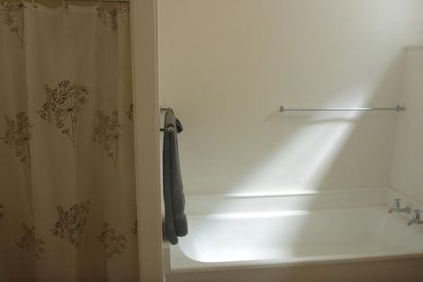 Photo of property in 2/23 Colville Street, Newtown, Wellington, 6021