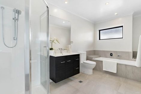 Photo of property in 32 Chaffinch Road, Hobsonville, Auckland, 0616