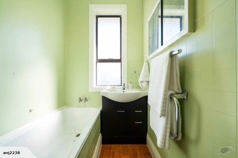 Photo of property in 7 Wanaka Street, Ravensbourne, Dunedin, 9022