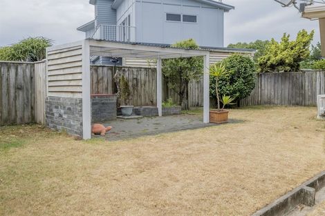 Photo of property in 23 Tobys Way, Waikanae Beach, Waikanae, 5036