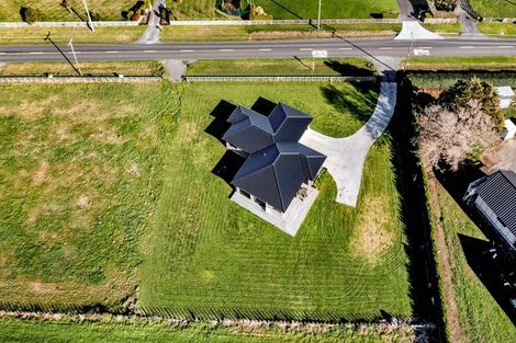 Photo of property in 261 Ohangai Road, Hawera, 4673