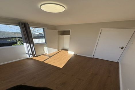 Photo of property in 16 Newham Place, Henderson, Auckland, 0612