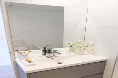 Photo of property in 12b Titoki Street, Te Atatu Peninsula, Auckland, 0610