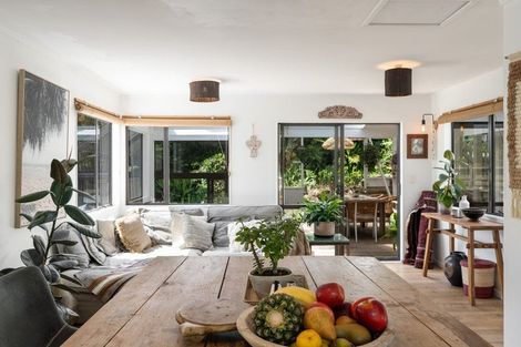 Photo of property in 10 Gallagher Drive, Tairua, 3508