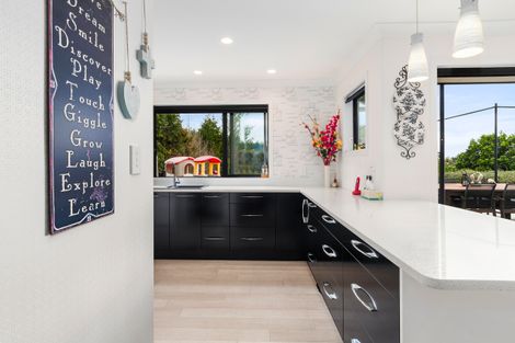 Photo of property in 14 Bertrowe Drive, Ohauiti, Tauranga, 3112