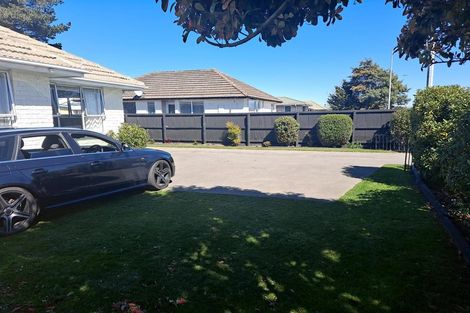 Photo of property in 695 Main South Road, Islington, Christchurch, 8042