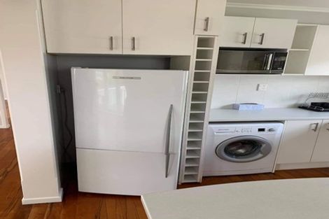 Photo of property in 2/50 Gordon Avenue, Milford, Auckland, 0620