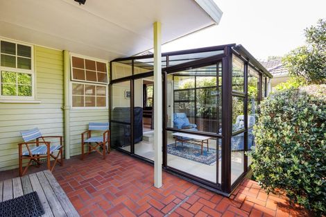 Photo of property in 234 Victoria Avenue, Hokowhitu, Palmerston North, 4410