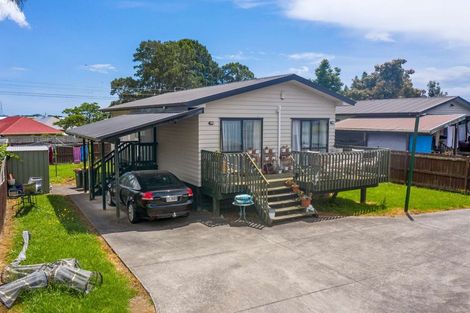 Photo of property in 114 Porchester Road, Papakura, 2110