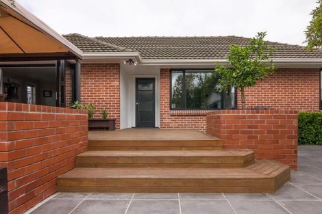Photo of property in 2 Springbank Street, Bryndwr, Christchurch, 8053