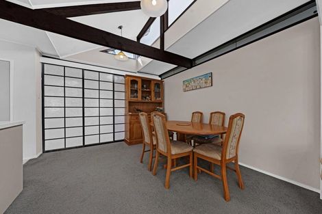 Photo of property in 49 Kurnell Drive, Botany Downs, Auckland, 2010