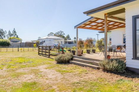 Photo of property in 1092 Ashcott Road, Ashley Clinton, Takapau, 4288