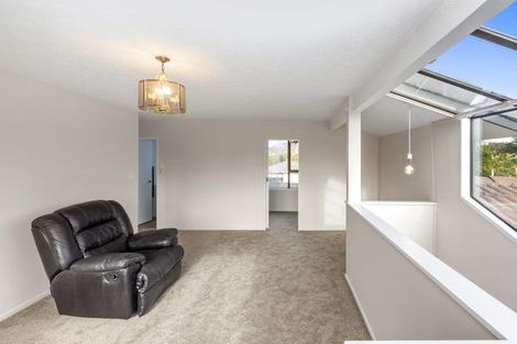 Photo of property in 76 Orrick Crescent, Avondale, Christchurch, 8061