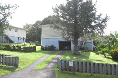 Photo of property in 3 Yule Place, Massey, Auckland, 0614