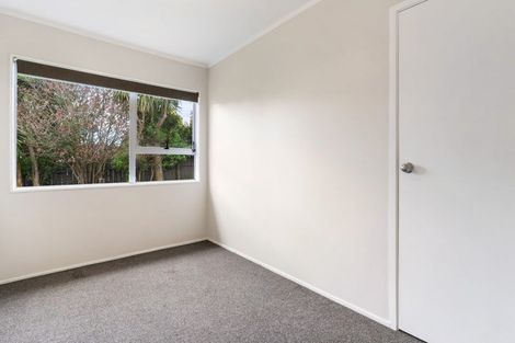 Photo of property in 2/42 Moncrieff Avenue, Clendon Park, Auckland, 2103
