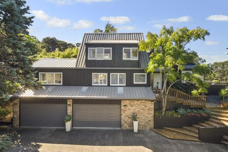 Photo of property in 106 Wood Bay Road, Titirangi, Auckland, 0604
