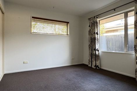 Photo of property in 21 Dunsford Close, Halswell, Christchurch, 8025