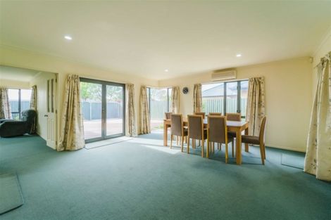 Photo of property in 15 Empress Place, Halswell, Christchurch, 8025