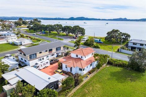 Photo of property in 141 Marsden Bay Drive, One Tree Point, 0118