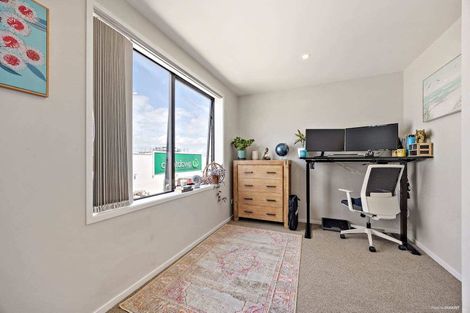 Photo of property in 61 Weir Lane, Silverdale, 0932