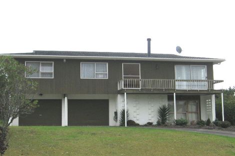 Photo of property in 40 Miltonia Avenue, Te Atatu South, Auckland, 0610