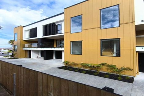 Photo of property in 9b Lomond Street, Takapuna, Auckland, 0622