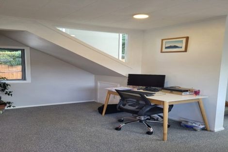 Photo of property in 25 Elizabeth Place, Ferndale, New Plymouth, 4310