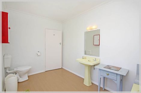 Photo of property in 69b Mako Mako Road, Levin, 5510