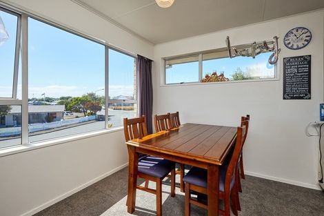 Photo of property in 13 Hastings Street, Kaikoura, 7300