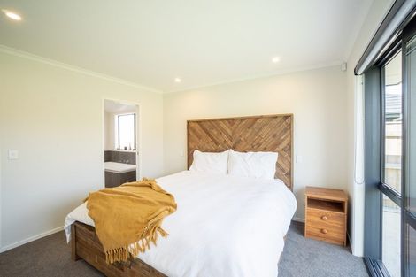 Photo of property in 1 Middleton Way, Ashhurst, 4810