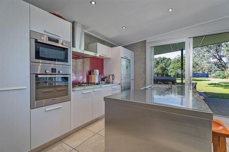 Photo of property in 111 Kauri Crescent, Matarangi, Whitianga, 3592