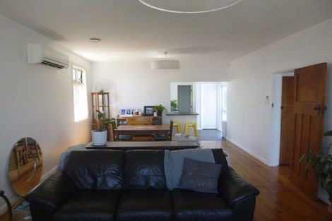 Photo of property in 21 Byron Street, Miramar, Wellington, 6022