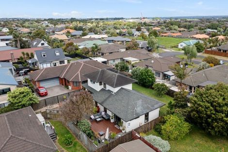 Photo of property in 124b Dickson Road, Papamoa Beach, Papamoa, 3118