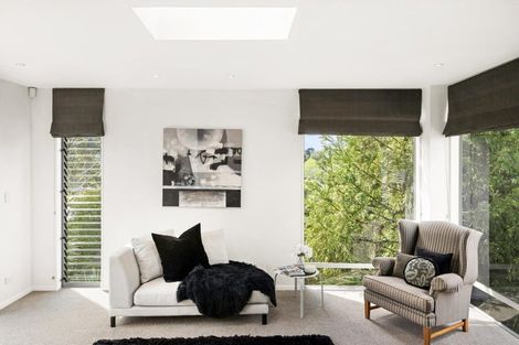 Photo of property in 2/20 Sycamore Drive, Sunnynook, Auckland, 0620