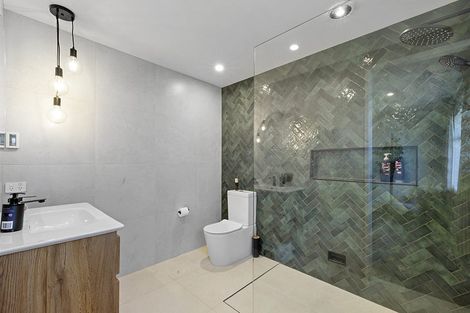 Photo of property in 16 Desmond Place, Bell Block, New Plymouth, 4312