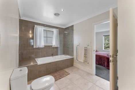 Photo of property in 361a Main Road North, Brown Owl, Upper Hutt, 5018