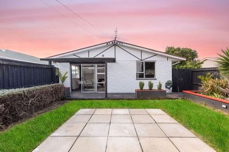 Photo of property in 1/19a Cedars Street, Hoon Hay, Christchurch, 8025