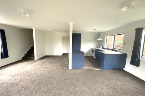 Photo of property in 32a Horokiwi Road West, Newlands, Wellington, 6037
