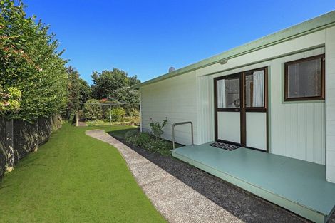 Photo of property in 22 Durham Drive, Havelock North, 4130