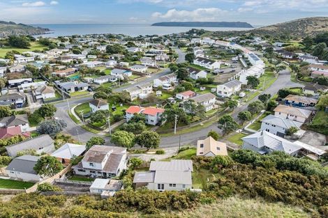 Photo of property in 12 Owhiti Street, Titahi Bay, Porirua, 5022