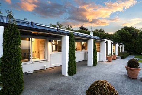 Photo of property in 849 Cashmere Road, Halswell, Christchurch, 8025