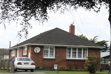 Photo of property in 22 Hollyford Avenue, Bryndwr, Christchurch, 8053